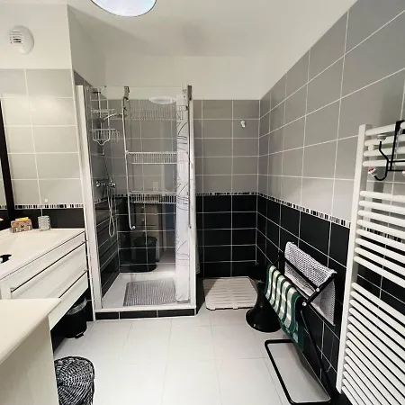 T2 Avec Terrasse, - Fr-1-495-5 Apartamento Cambo-les-Bains
